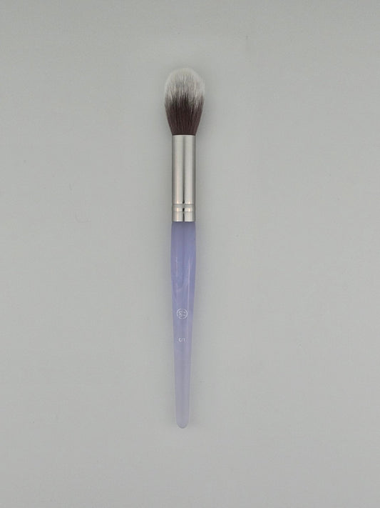 BH Cosmetics Pointed Brush Precision Detail for Flawless Makeup Application — makeup brush on white background
