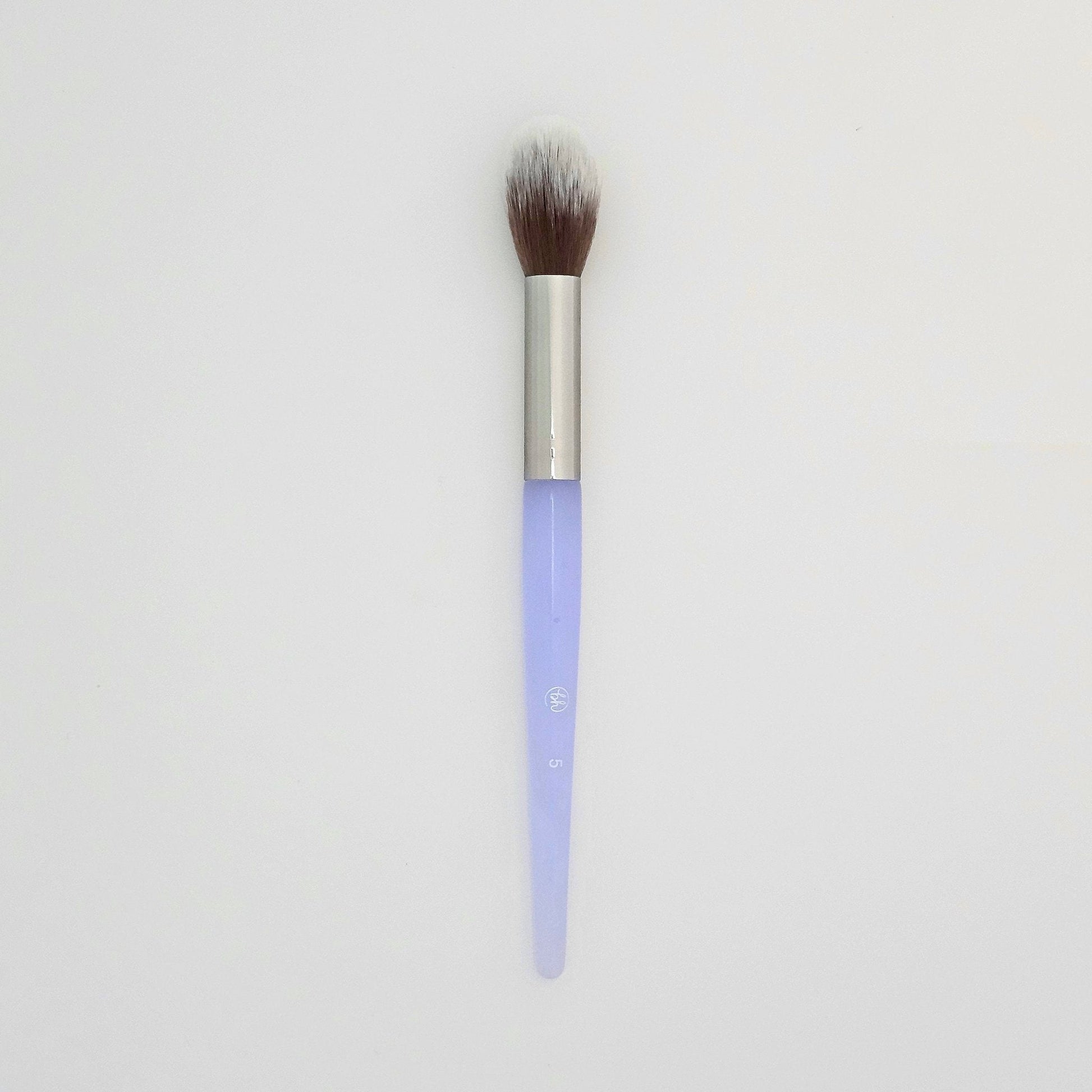 BH Cosmetics Pointed Brush Precision Detail for Flawless Makeup Application — makeup brush on white background