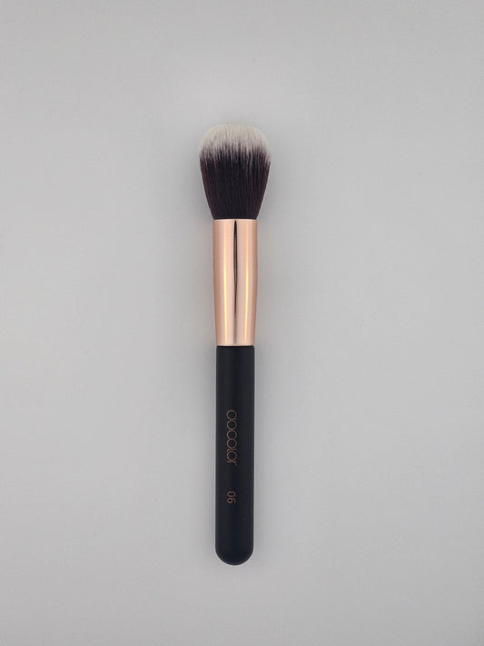 Docolor Professional Small Powder Brush #06 Precision & Softness for Flawless Makeup — makeup brush on white background