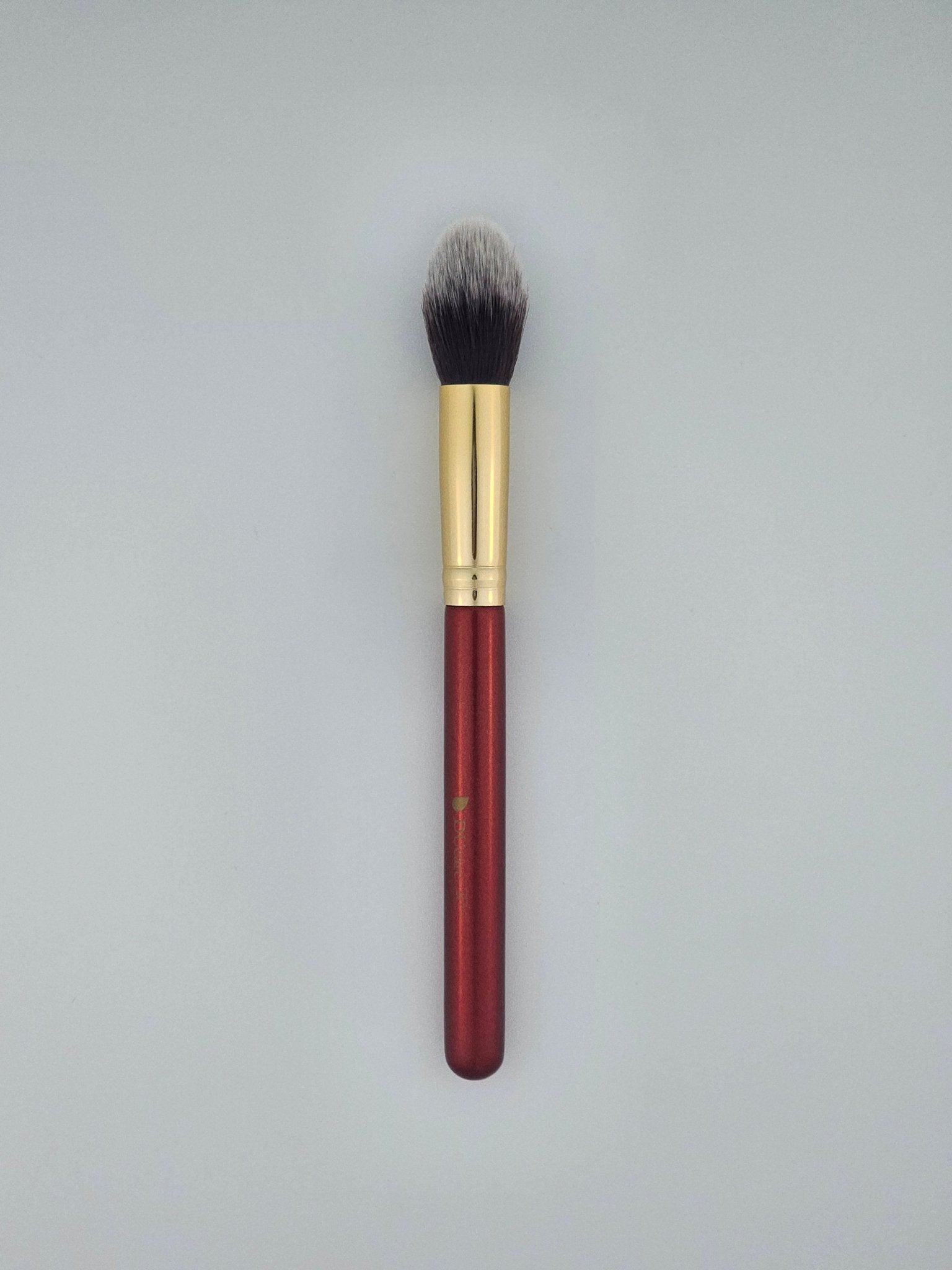 DUcare Classic Red Detailed Contour Brush Precision Contouring for Flawless Definition — makeup brush on white background