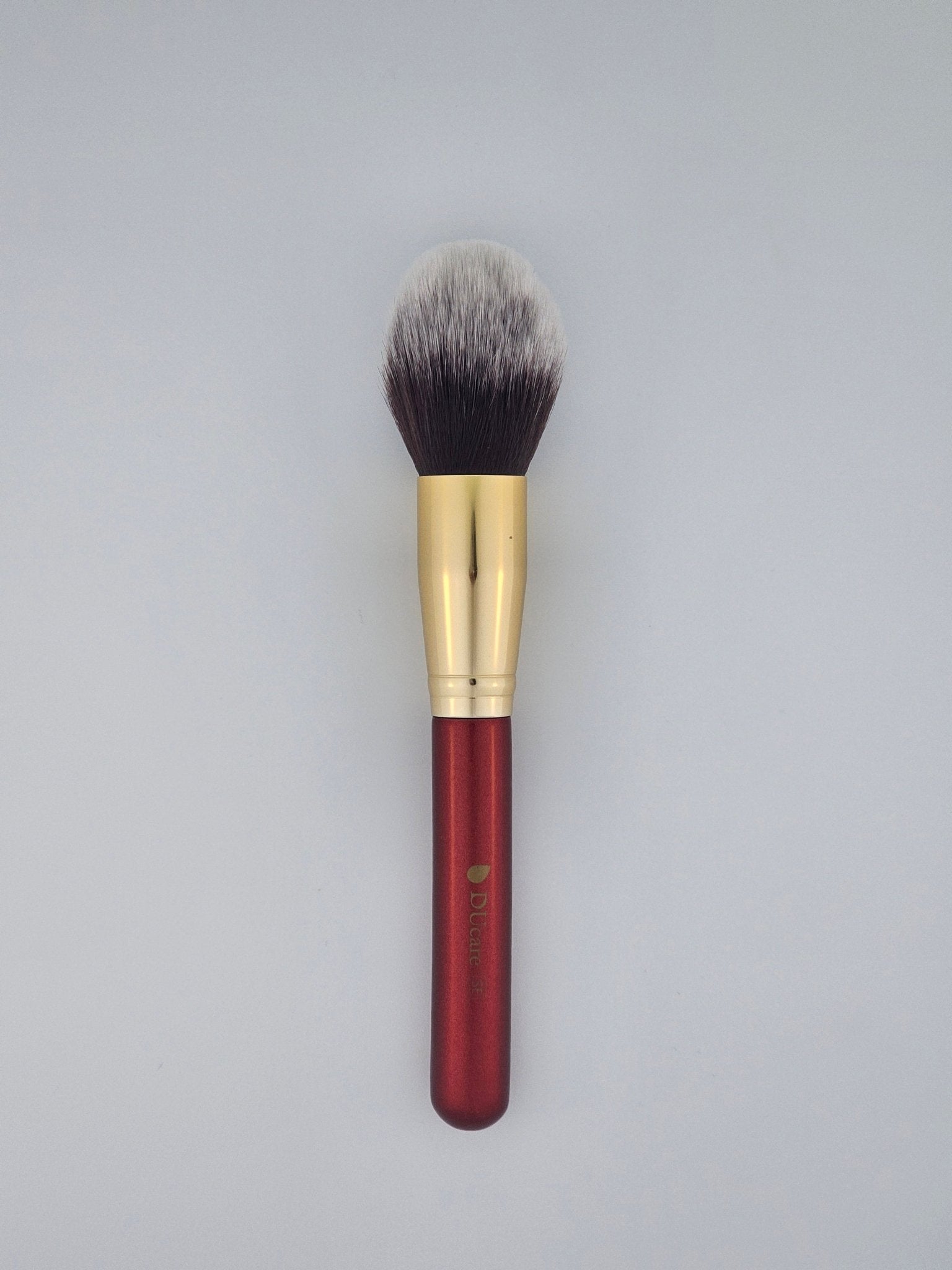 DUcare Classic Red Powder Brush Luxurious Softness for Flawless Finish — makeup brush on white background