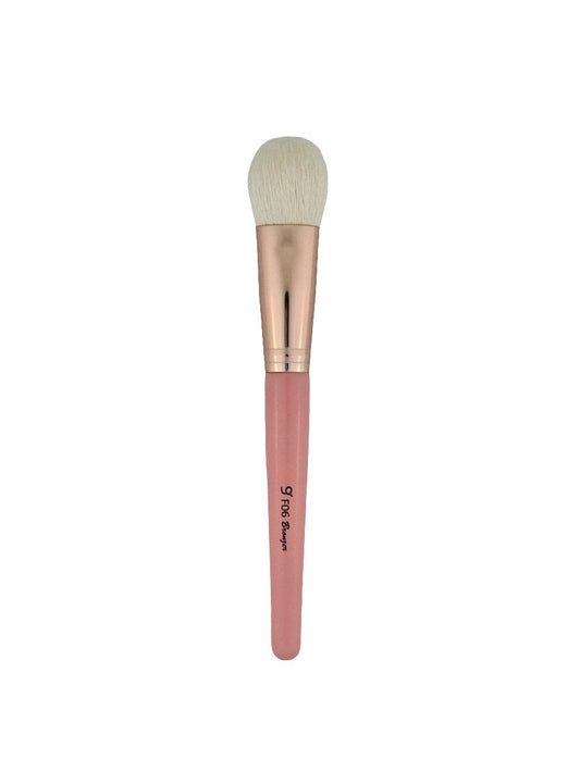 Flawless Bronzer Makeup Brush Seamless Sun Kissed Glow — makeup brush on white background