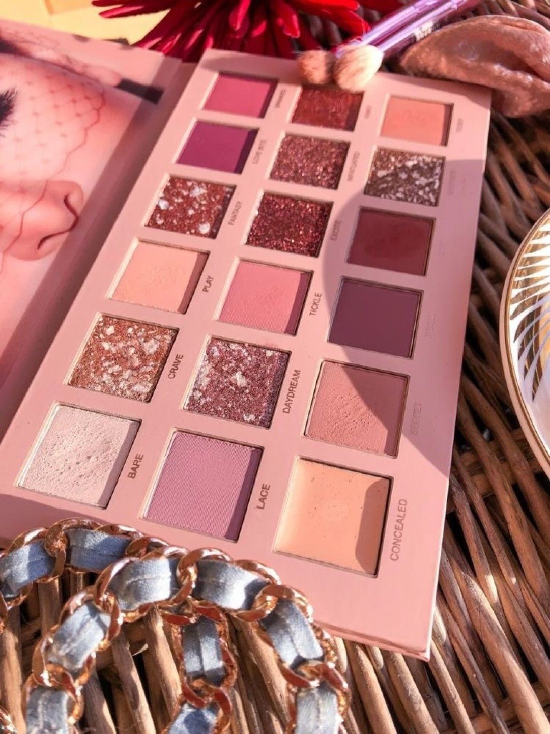Huda Beauty NEW NUDE 18 Colors Eyeshadow Palette – Buy Online in Pakistan