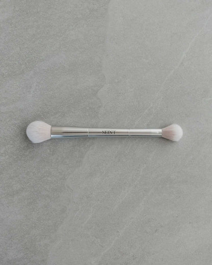 Seint Double Headed Brush Versatile Makeup Tool for Flawless Blending — makeup brush on white background